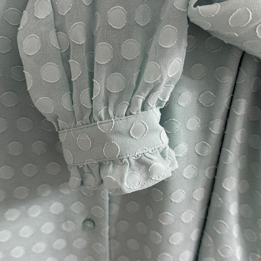 Ann Taylor Seafoam Green Clip Dot Ruffle Neck Button Blouse Petite Small SP - Picture 4 of 6